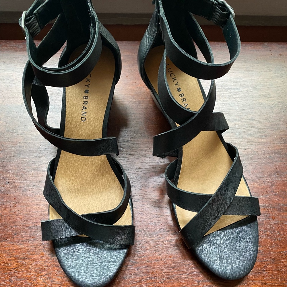 Lucky brand black wedge sandals